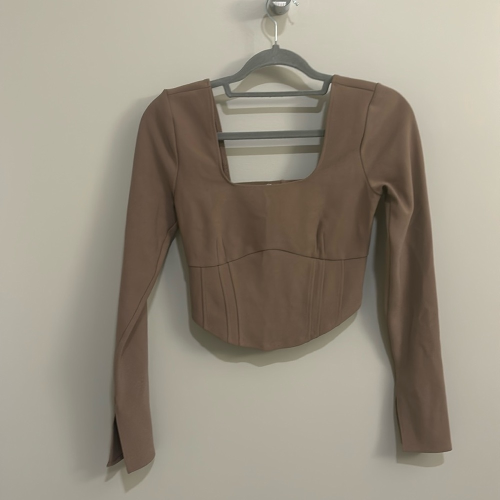 Long sleeve top